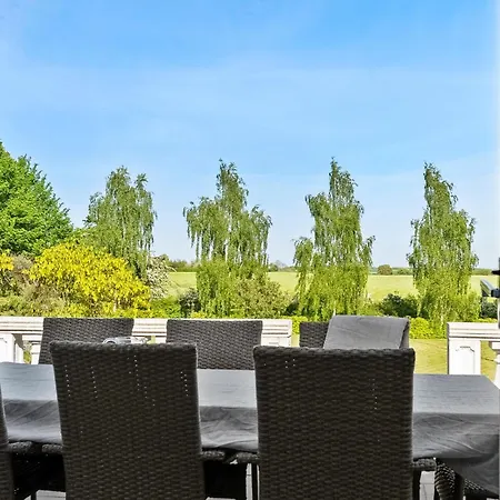 Casa de Férias Lovely In With Wifi *